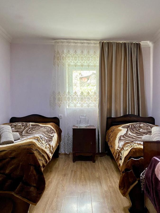 Hotel Nizharadze'S Tower Uschguli Exterior foto